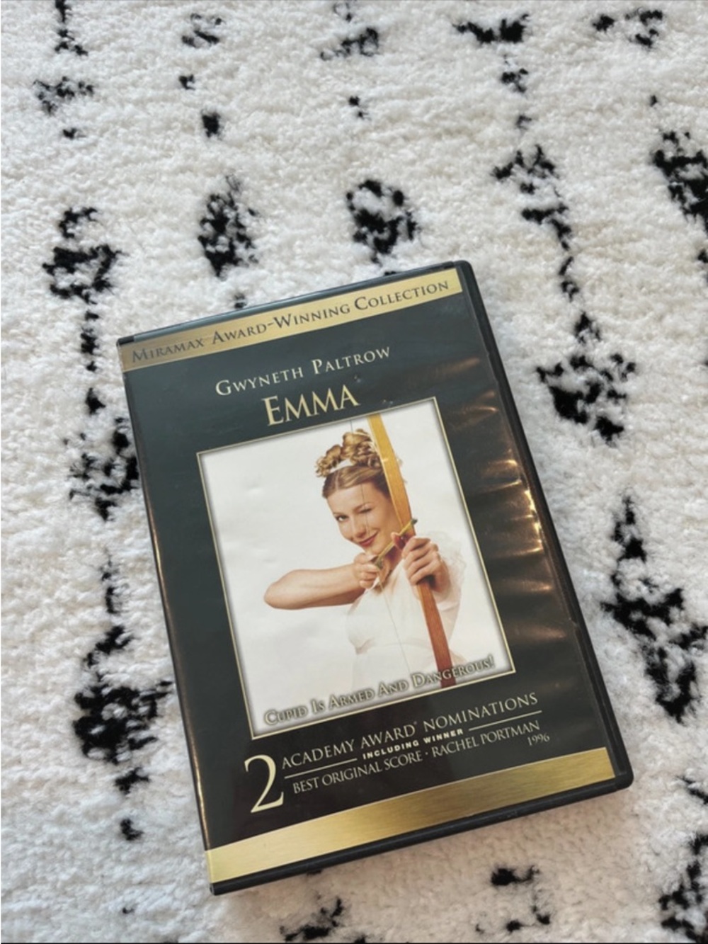 Emma (Gwyneth Paltrow) DVD - Black & Gold Case